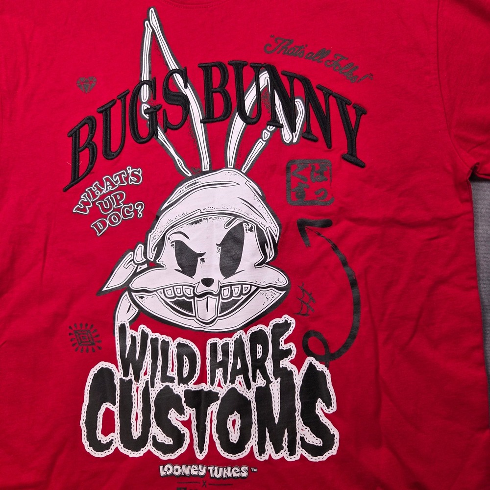 Southpole Looney Tunes Bugs Bunny Shirt Mens M Red Wild Hare Customs Graphic